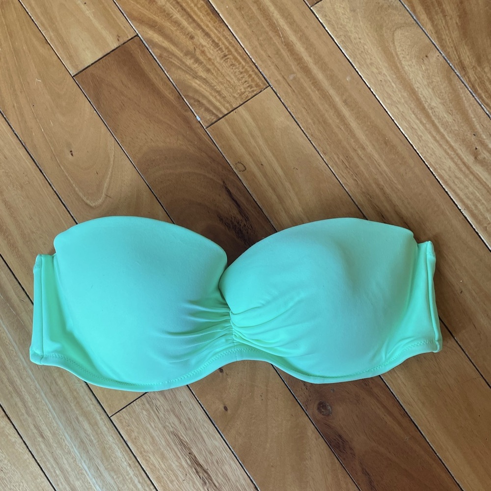 Victorias Secret Strapless Bikini Top